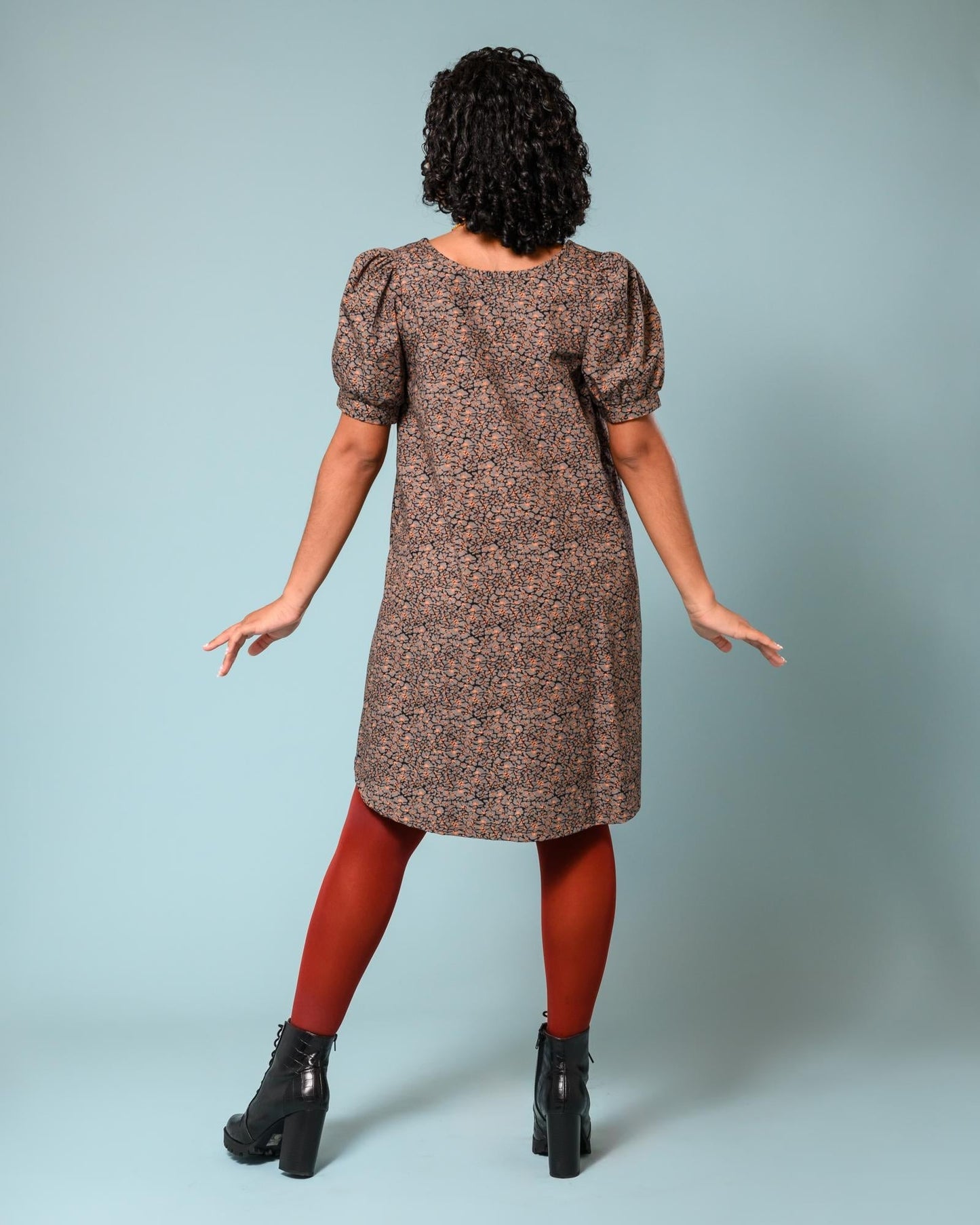 Puff Sleeve Shift Dress in Lava Floral