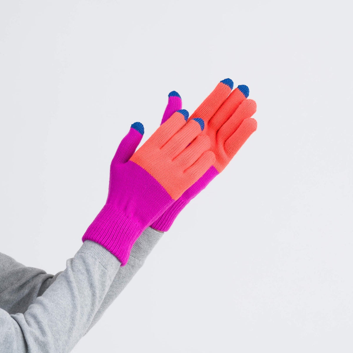 Colorblock Knit Touchscreen Gloves in Poppy Magenta