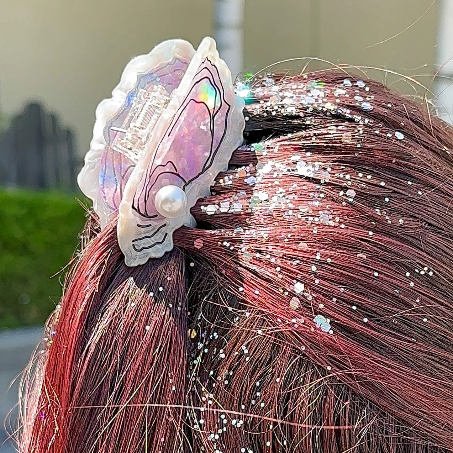 Midi Oyster Hair Claw