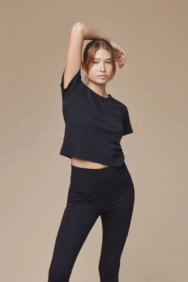 Cropped Ojai Tee in Black
