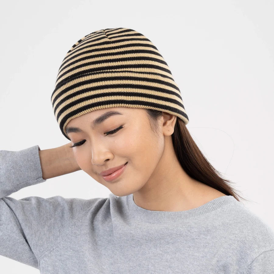 Simple Stripe Knit Beanie - Black Sand