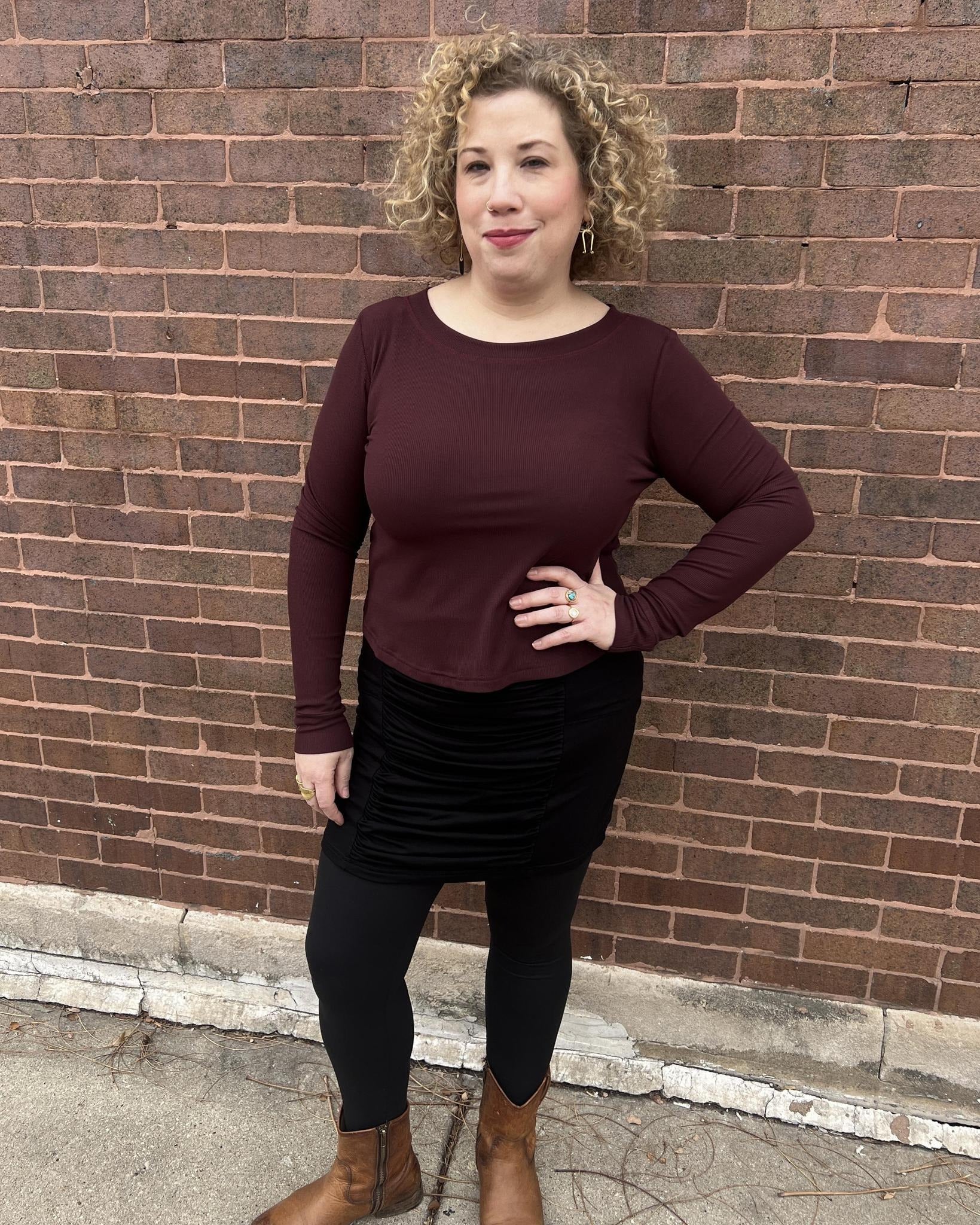 Long Sleeve Croppish Tee in Merlot Rib Knit