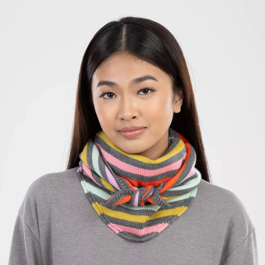 Color Stripe Triangle Scarf - Grey