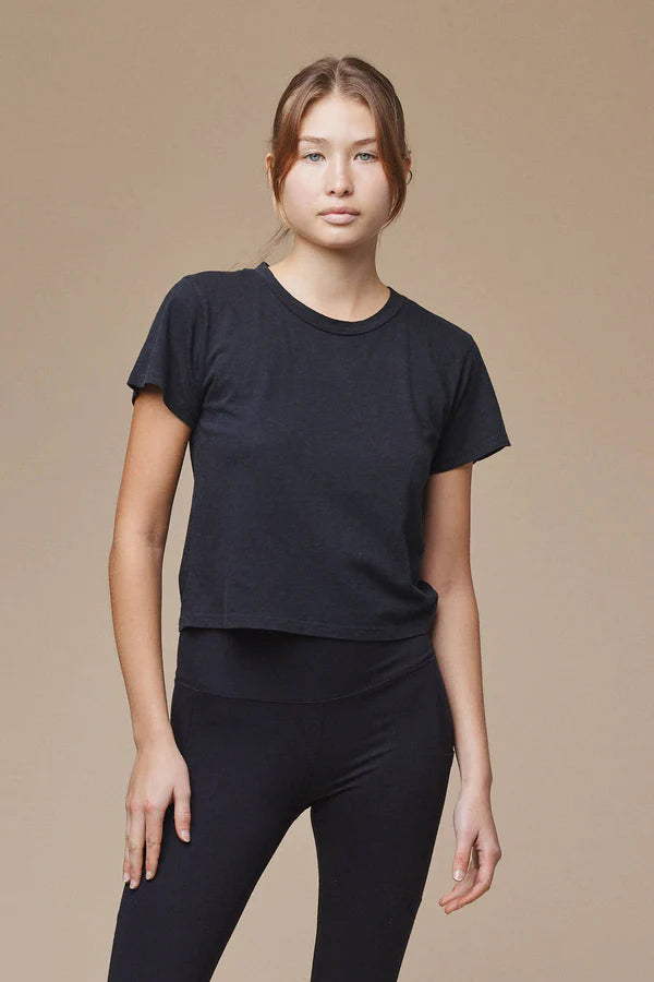 Cropped Ojai Tee in Black