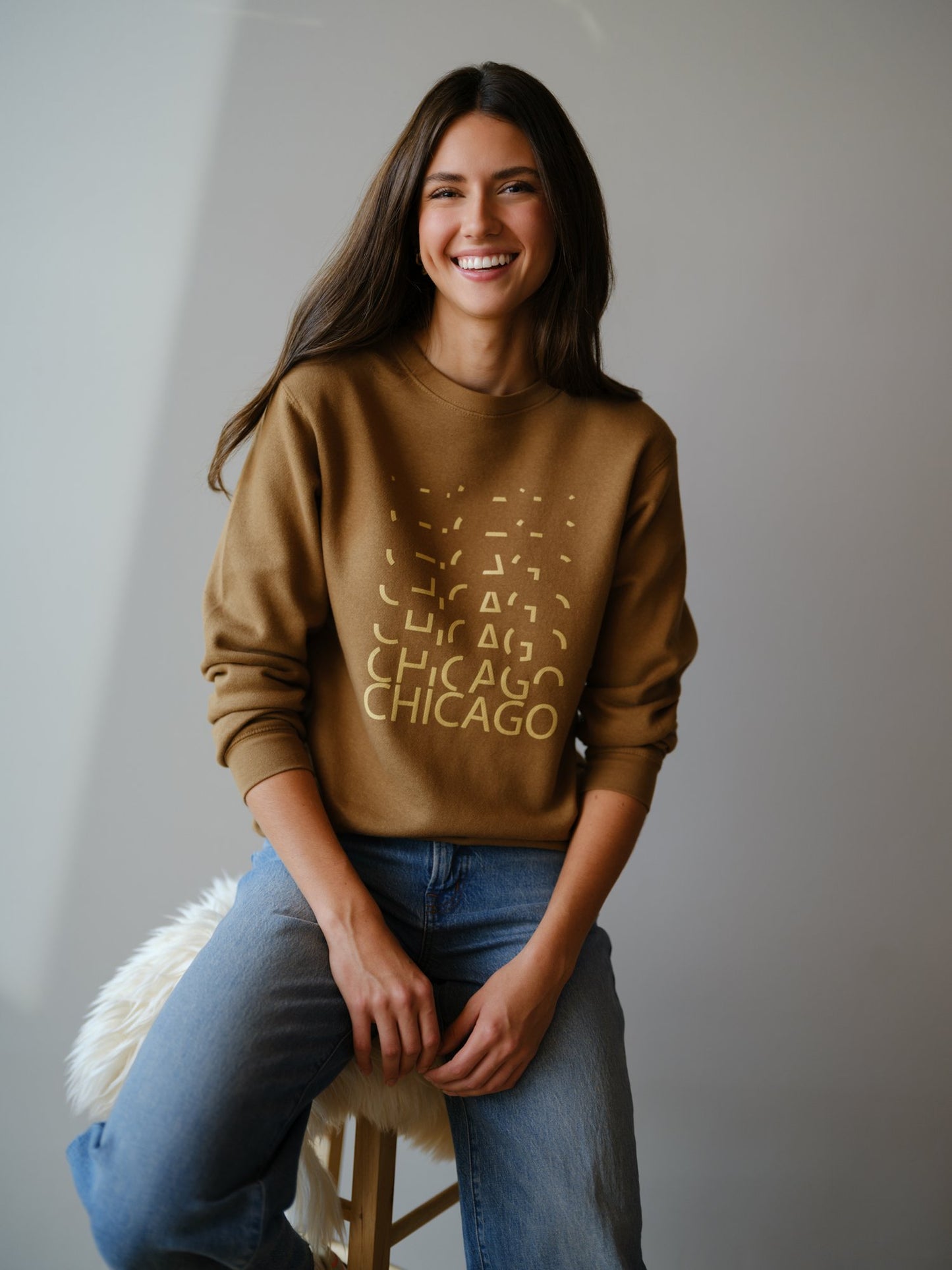 Chicago Lights Crewneck Sweatshirt in Camel