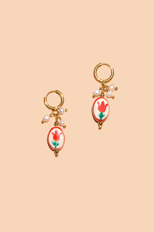 Sweet Tulip Hoops