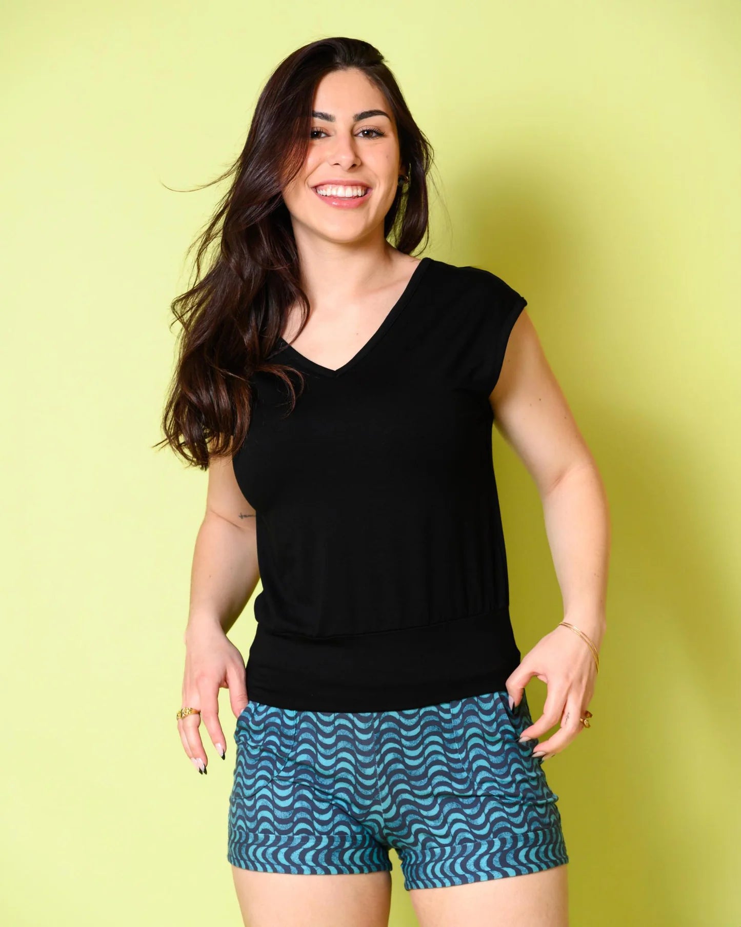 Squasht Banded Tee in Black