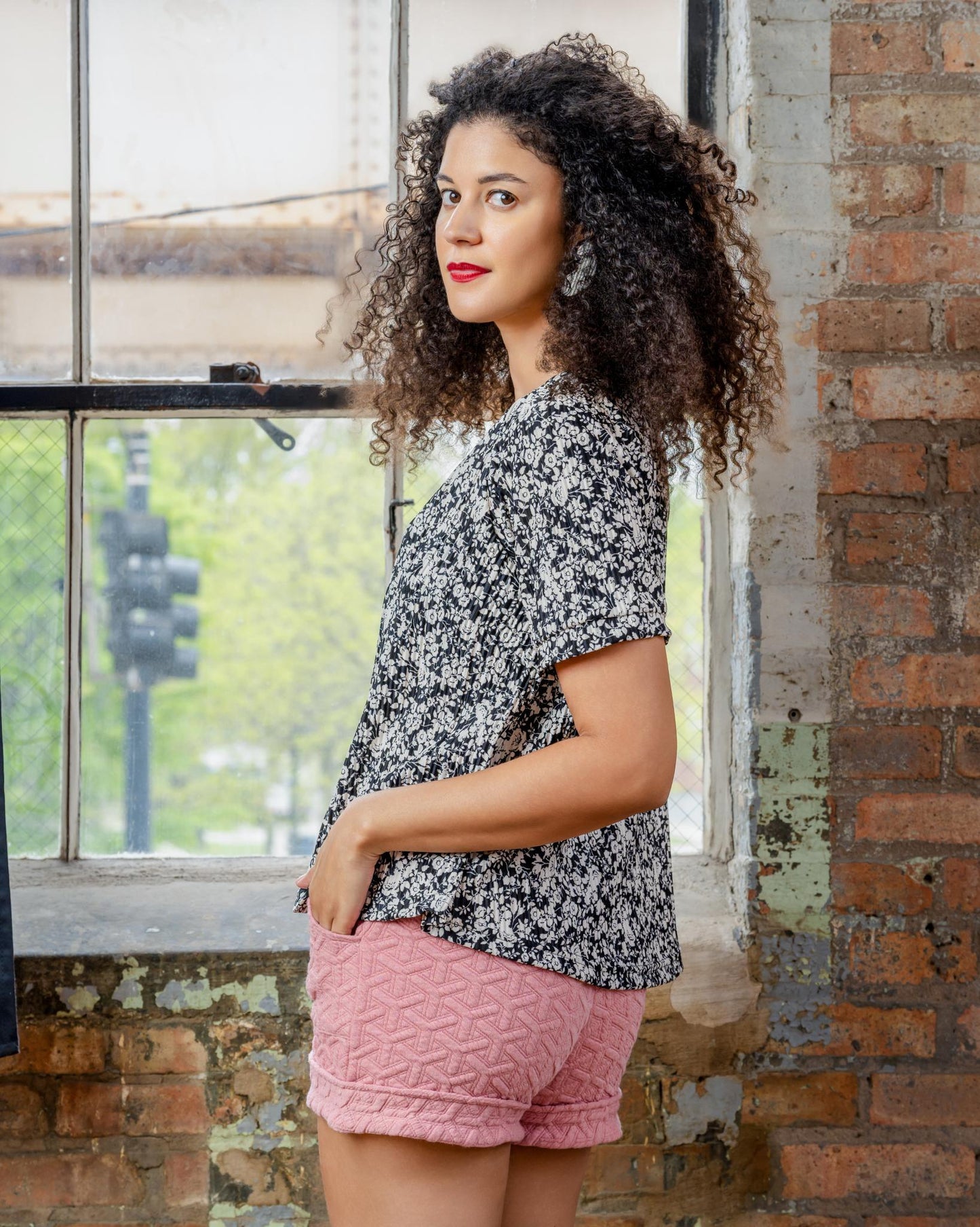 Squasht Puff Sleeve Top in Ditsy Floral