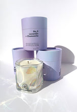 Choice Blooms Wavy Glass Candle | Lavandin + Chamomile