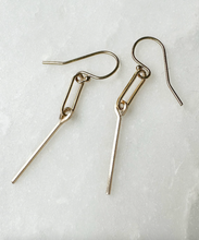 Link bar drop earrings