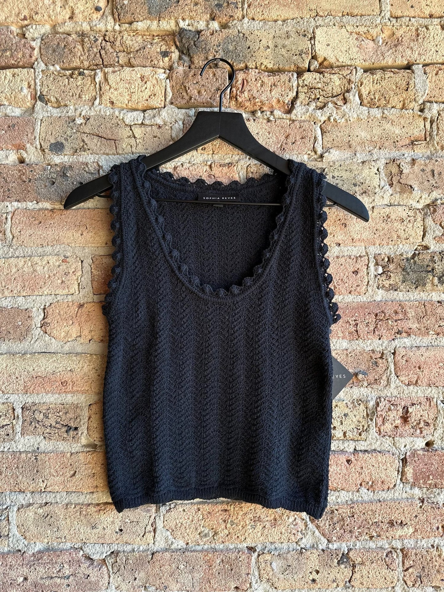 Knit Scallop Top in Black
