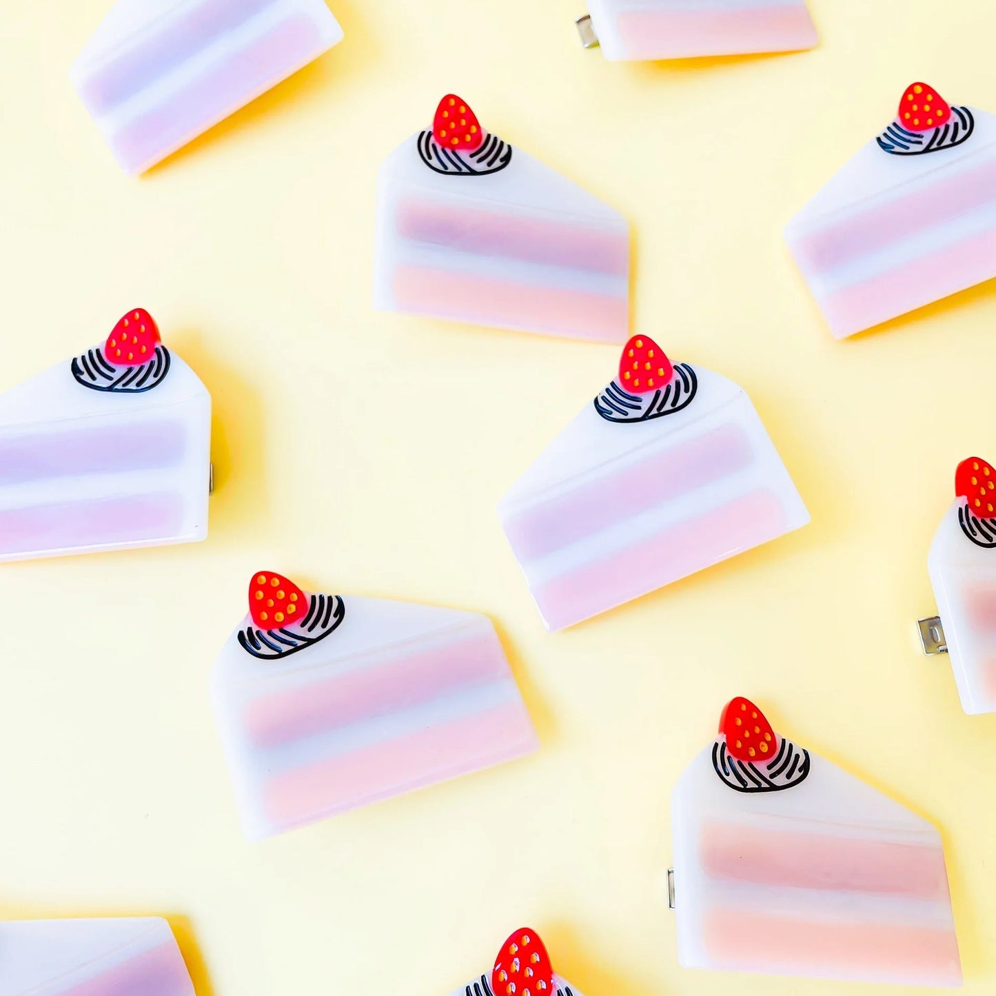 Cake Alligator Hair Clips