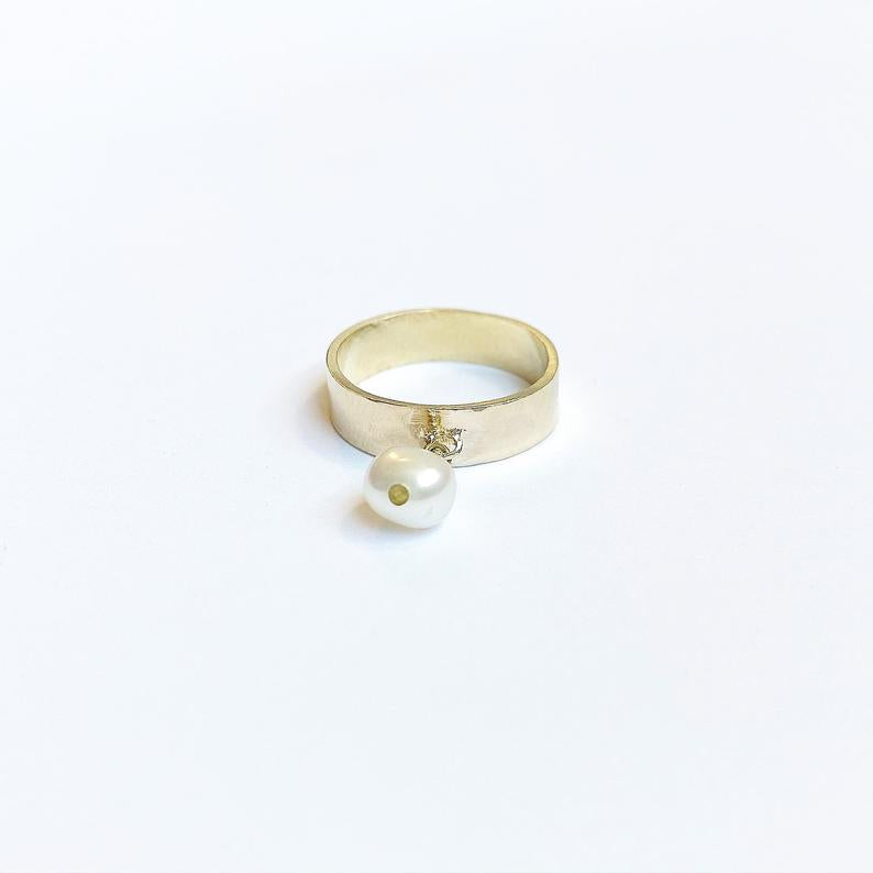 Dangle Pearl Ring