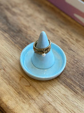 Ring Cone and Stud Plate Set