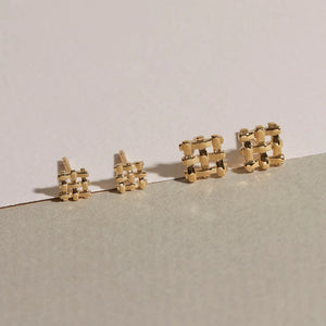 Crosshatch Studs